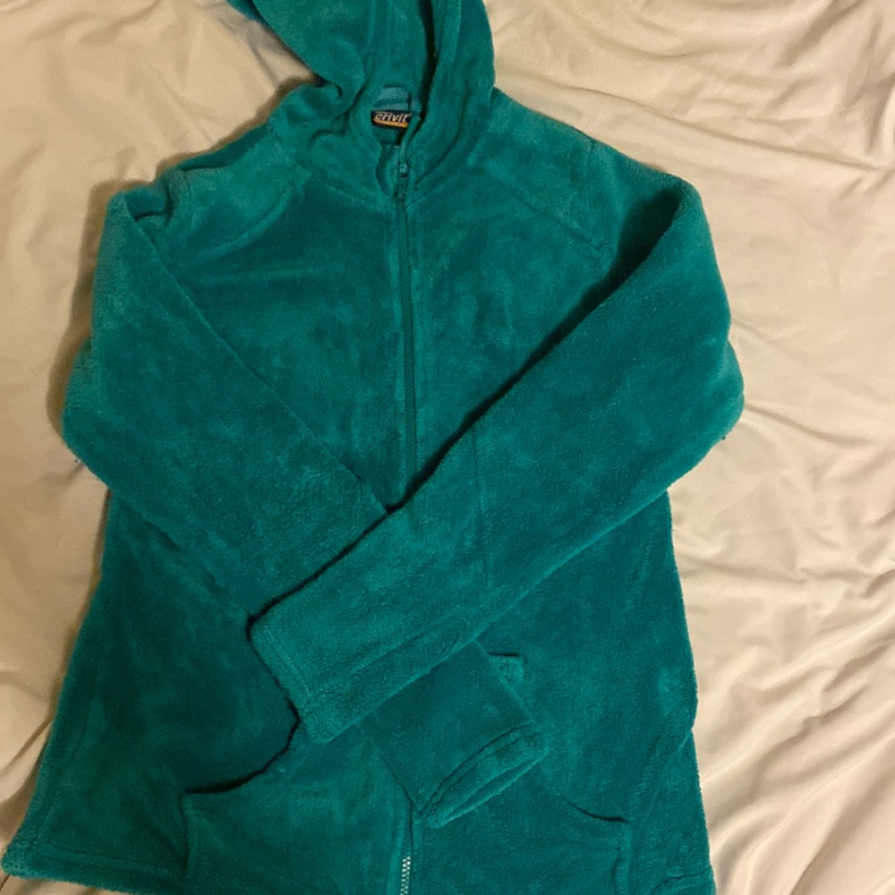 Medium, worn twice. Very warm but also breathable. Great for working out!